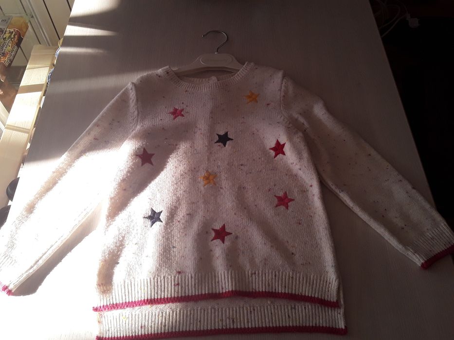 Продаются детские куртки  и кофты