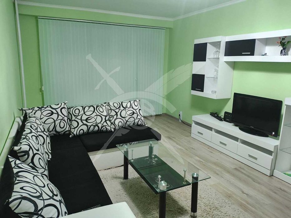 Тристаен апартамент в кв. Изток, град Перник № 100112