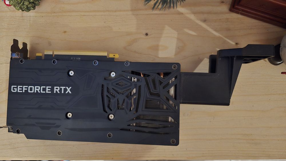 Vandut- Placă video Lenovo GeForce RTX 3060 – 12GB GDDR6 2 bucati