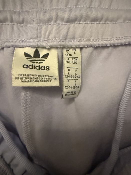 Дамвни екип Adidas