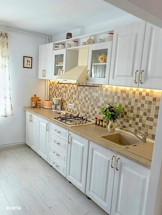 Apartament 3 camere – 85 mp-Proaspăt Renovat-Zona Academia Navală