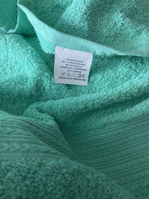 Продается махровая простынь новая