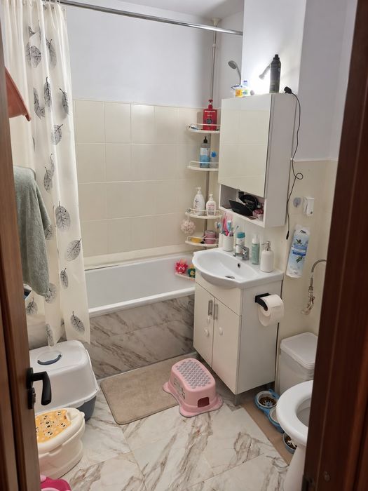 Apartament 2 camere Tractoru/Coresi