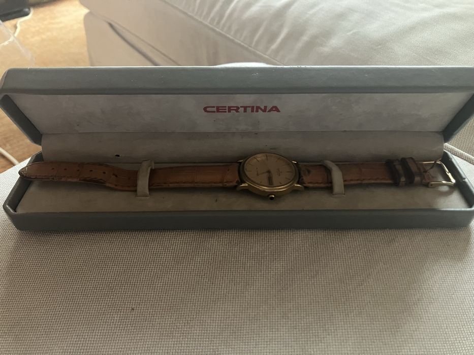Позлатен мъжки часовник CERTINA 1990г