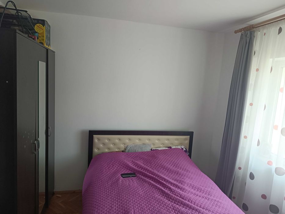 Vând apartament