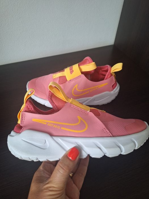 Adidași Nike Flex Runner 2 marime 33 (uk1)