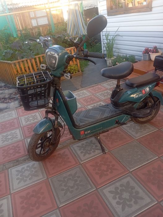 Продам Скутер ск 8
