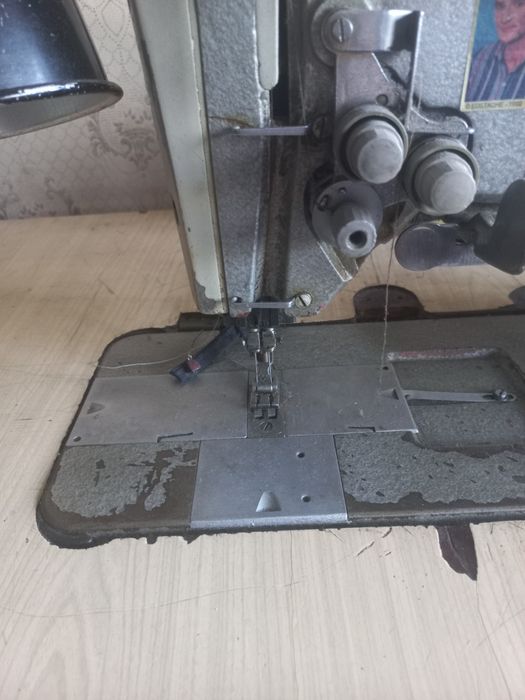 Двухигольная Швейная машинка
