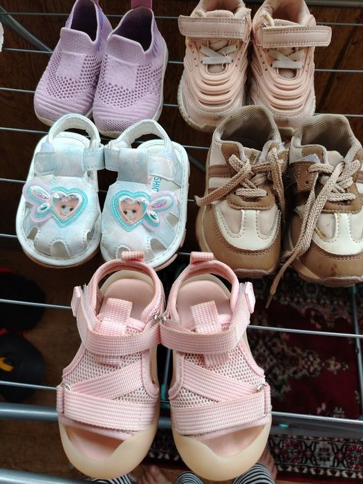 Продаю обувь для девочки