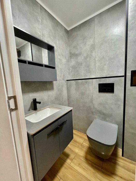 Тристаен апартамент в кв.Смирненски