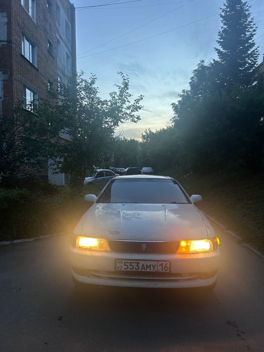 Продам Тайоту кресту 90