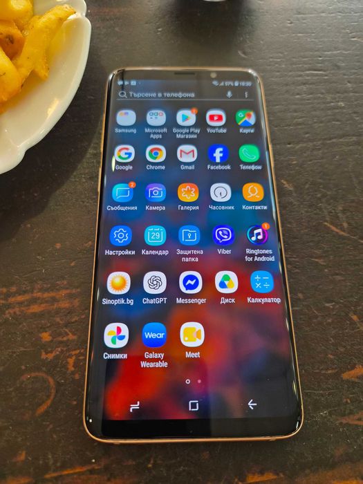 Телефон Samsung s9+