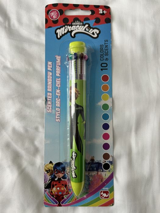 Miraculous Ladybug Калинката/Черния Котарак помагала за ученици