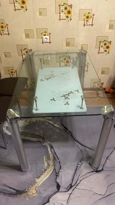 Стол кухонный б/у