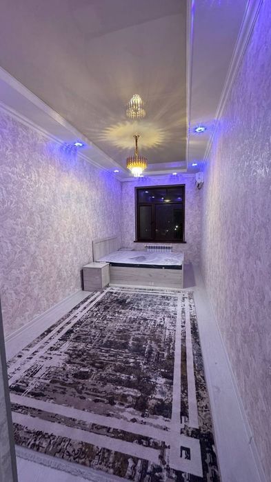 Самарканд шахар вакзал худудида жойлашган янги курилган уйнинг иккинчи