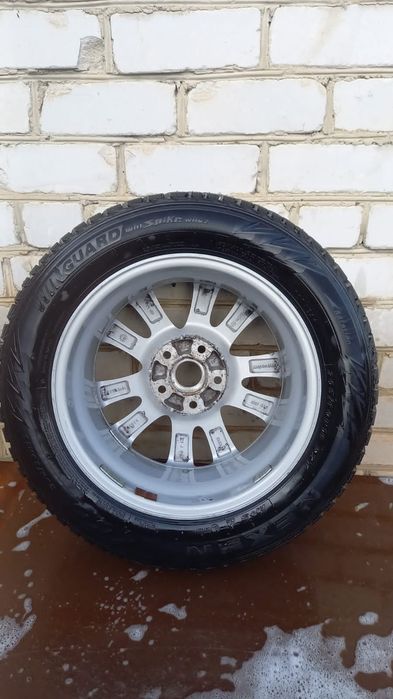 Колесо на Mazda шиповка