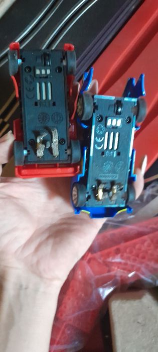 Set complet pistă de curse Carrera GO!!! Build 'N Race 6.2m - cu mașinuțe