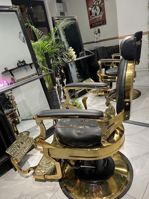 Salon Snoopy ultracental inchiriază posturi coafura/ frizerie