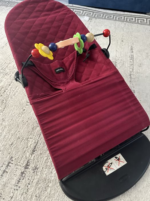 Детская качалка-маятник.