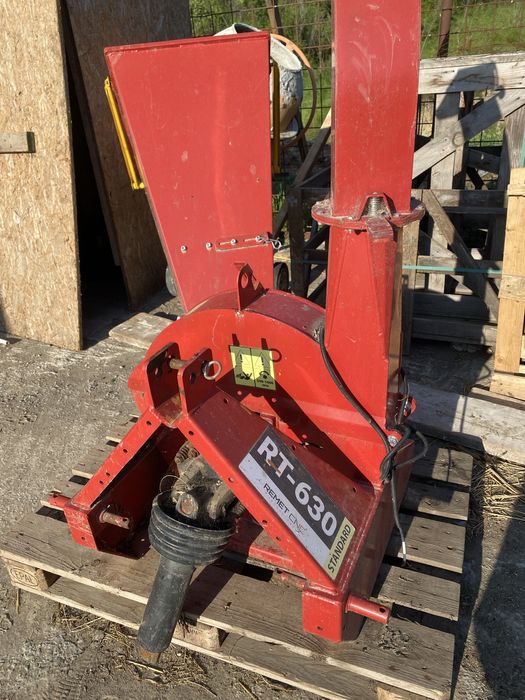 Tocatoare crengi dupa tractor de la 20 cai in sus