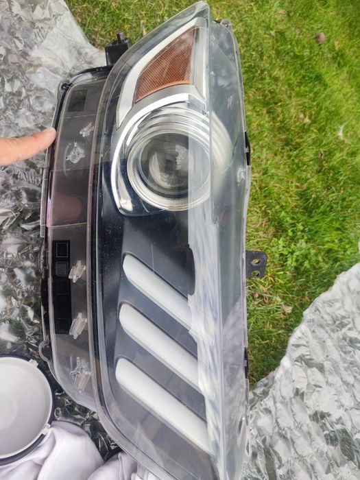 Фар десен glFord Mustang 2015-18