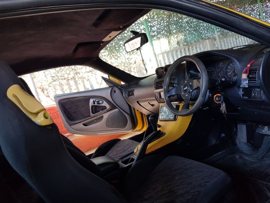 Мицсубиси ФТО 1995 года