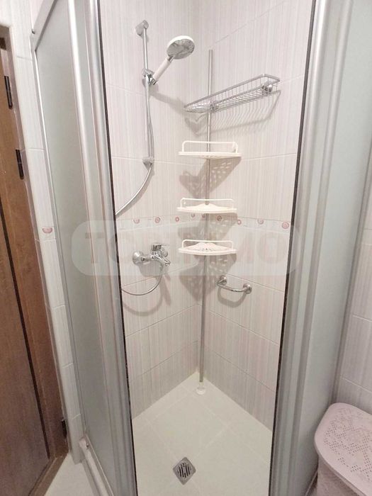 Дава се под наем Двустаен апартамент в Варна, Погреби - 70 кв.м за 398.82 € - Снимка #10