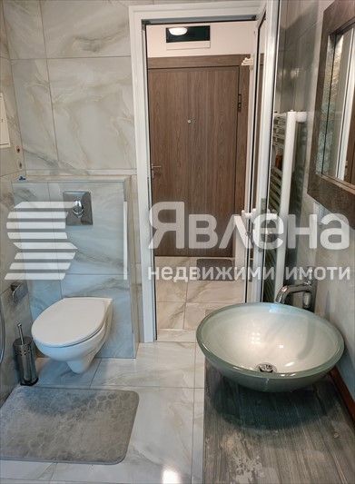 Дава се под наем Двустаен апартамент в София, Център - 75 кв.м за 650 € - Снимка #10