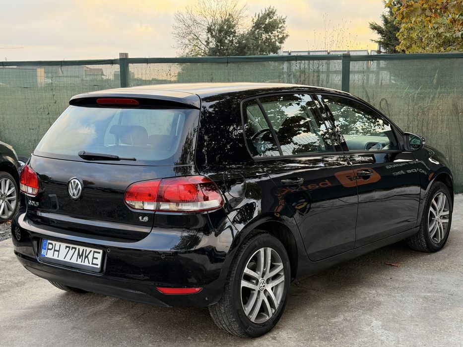 Volkswagen Golf VI 1.6MPI