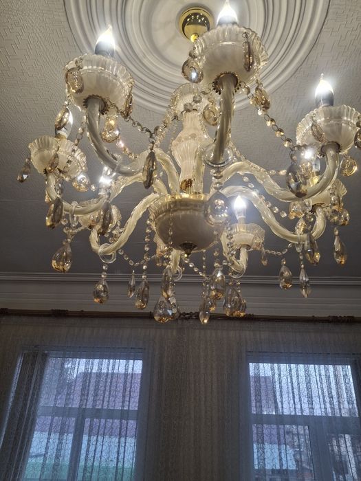 Продам люстру и 2 бра за 50 000