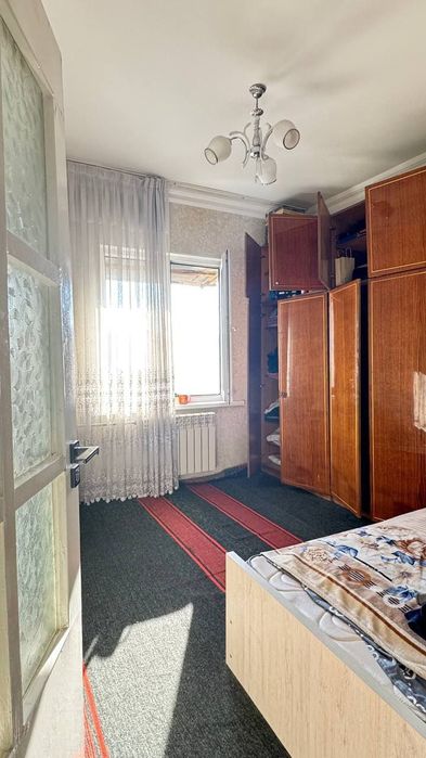 Продаю 3-х комнатную квартиру Янгихает Спутник 16