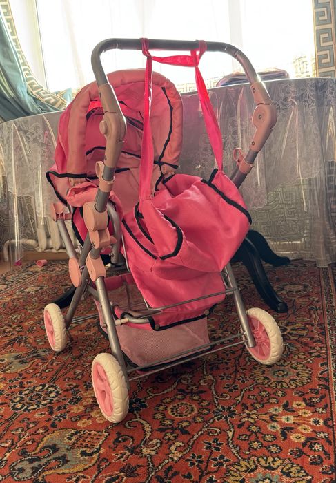 Коляска для кукол