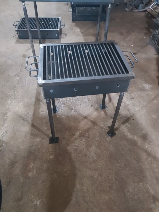 Gratar picnic gradina 40x30x1.5