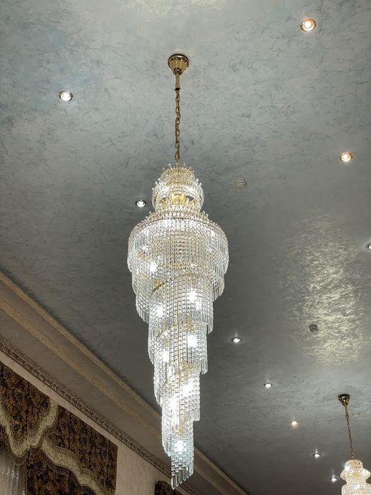 Продается люстры разного вида