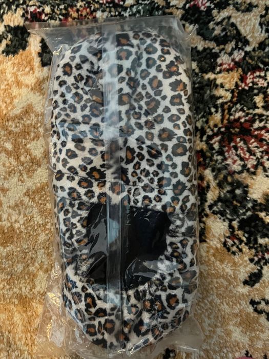 НОВИ! Затоплящи пантофи