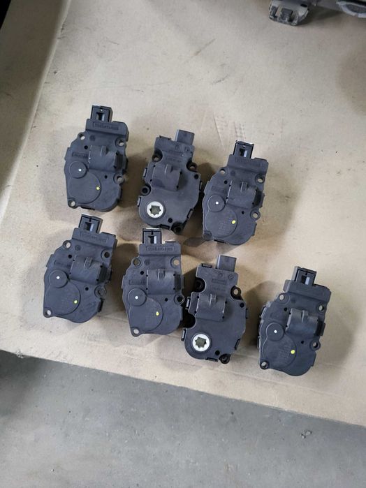 Motoras clapete din aeroterma bord bmw f20,f30,f31,f34,f36