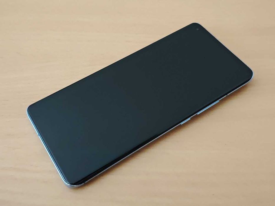 Xiaomi Mi 11, 8гб, 256гб, 6,81инча Amoled, 108мп камера, 4600mah