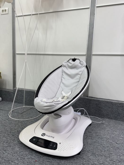 Balansoar 4Moms ultima generatie cu display si moduri