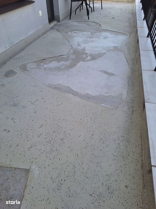 Apartament cu 3 camere, 2 terase, parcare, zona Sub Cetate