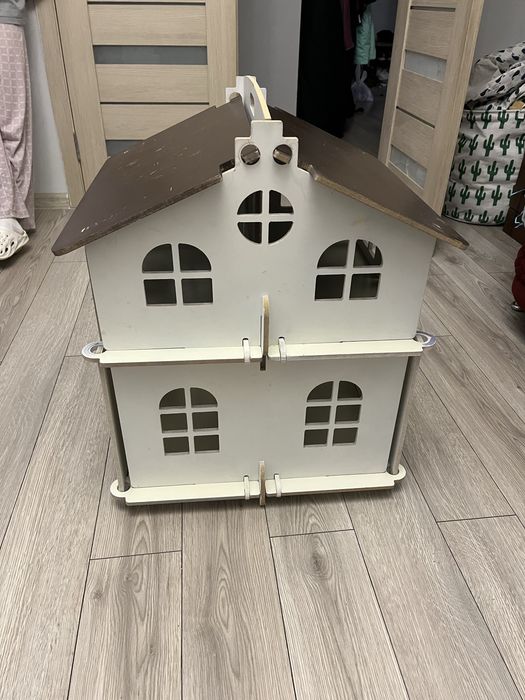 Домик для кукол деревянный