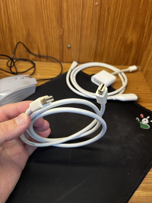 Провода для MacBook