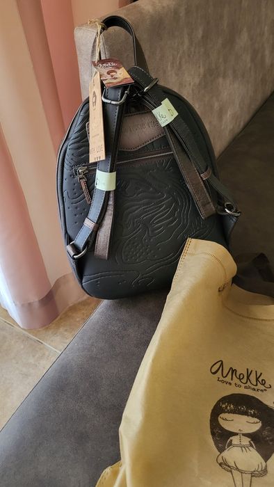 Прекрасна нова раничка на Анеке, Anekke, Aneke, Анекке