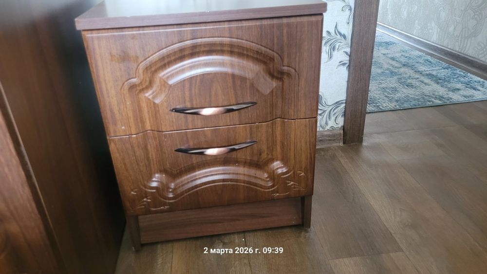 Продам спальный гарнитур