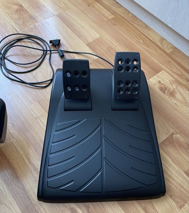 Volan Gaming Logitech Driving Force GT + Pedale