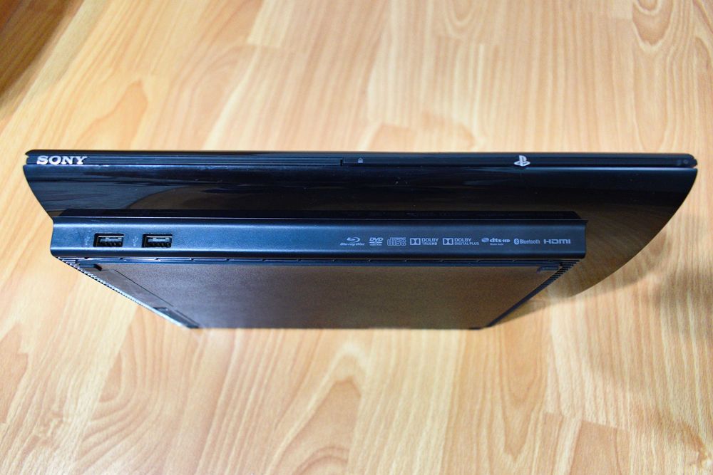 PlayStation 3 Super Slim 500GB HEN