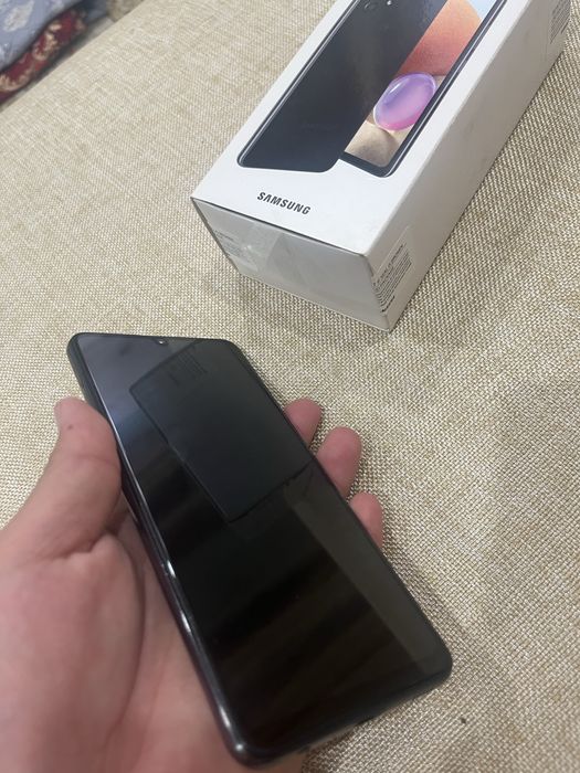 Самсунг а32 64г продам срочно!