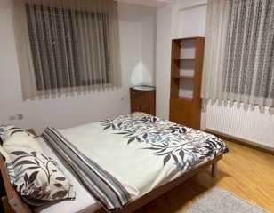 Дава се под наем Тристаен апартамент в Пловдив, Център - 89 кв.м за 375 € - Снимка #4