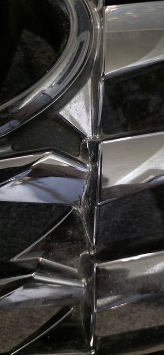 Продам решетку на Tucson nx4