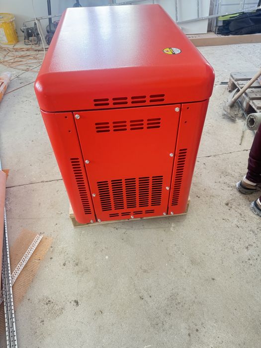 Generator trifazic 10kw pe benzins NOU Octombrie 2025