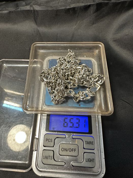 Продам серебряную цепь 925 пробы!